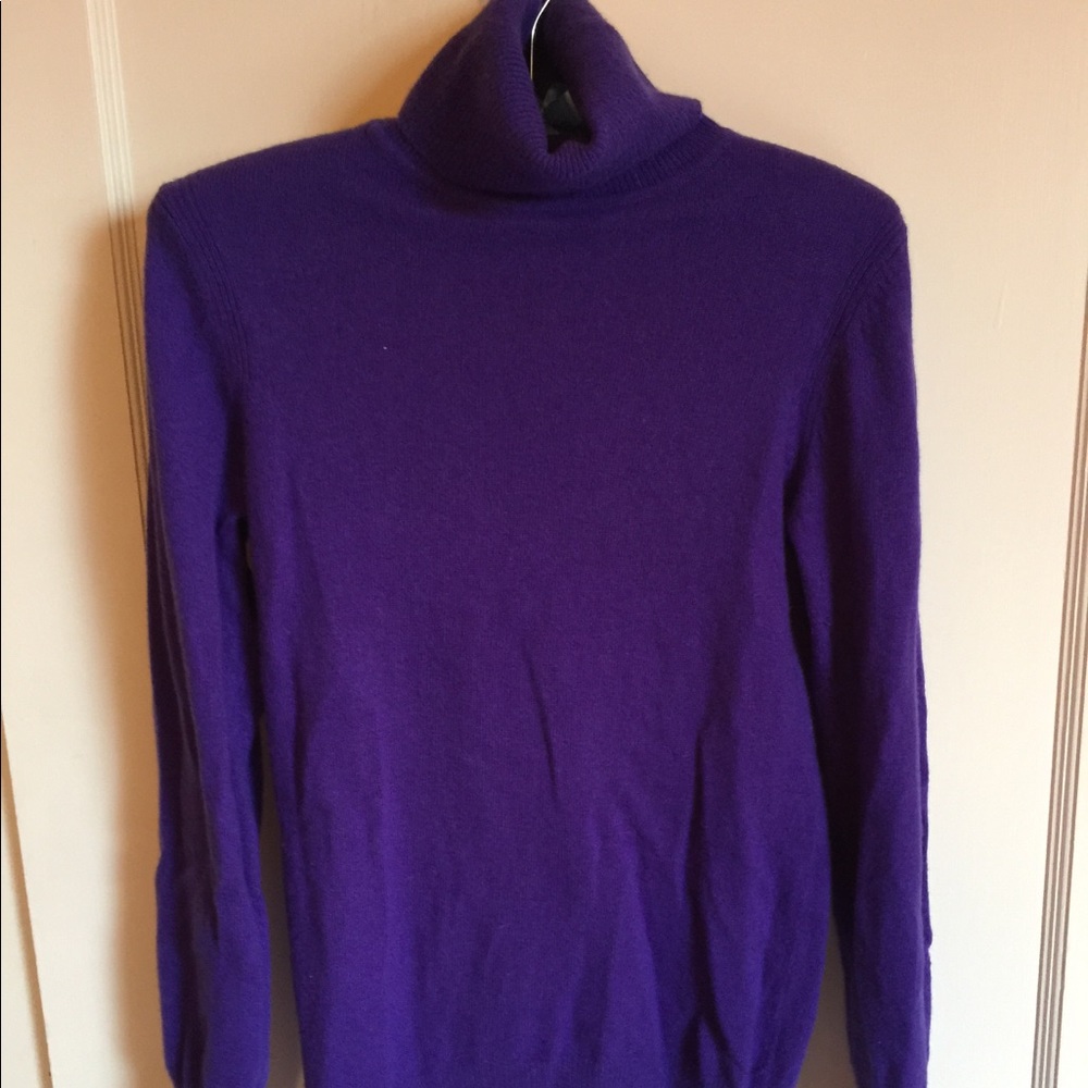 Cashmere and wool blend turtleneck